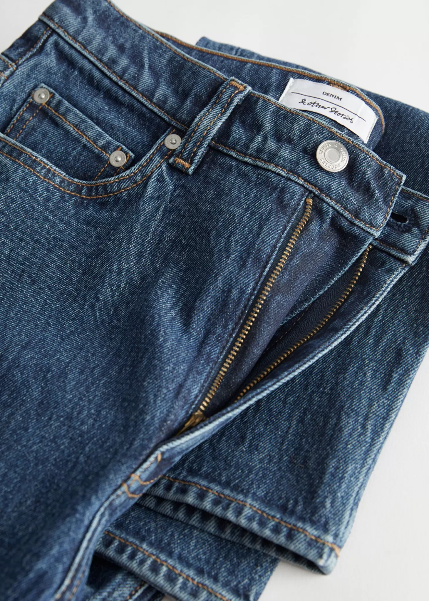 Kvinnor & Other Stories Jeans | Figurnara Jeans