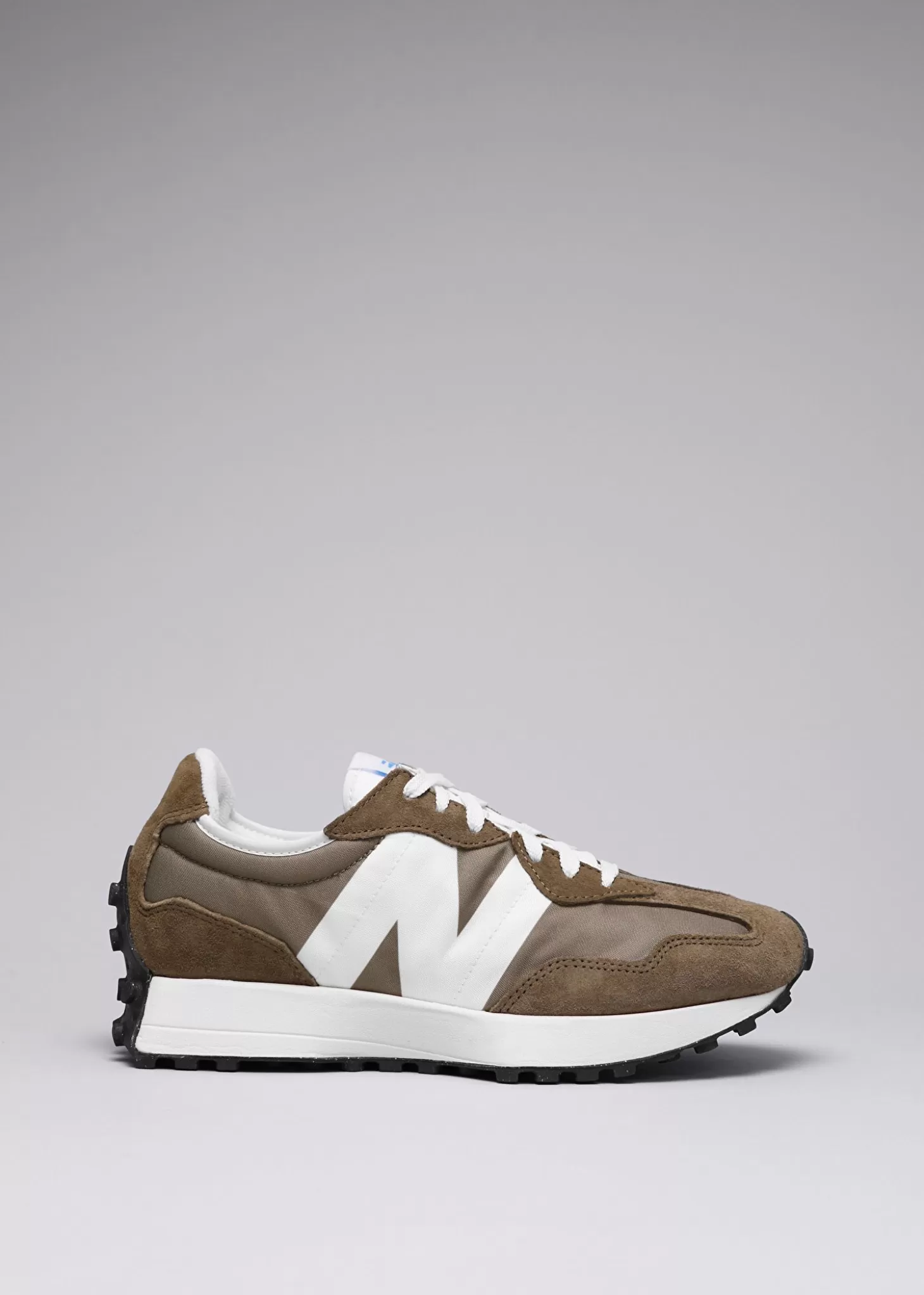 Kvinnor & Other Stories Sneakers | New Balance 327 Sneakers