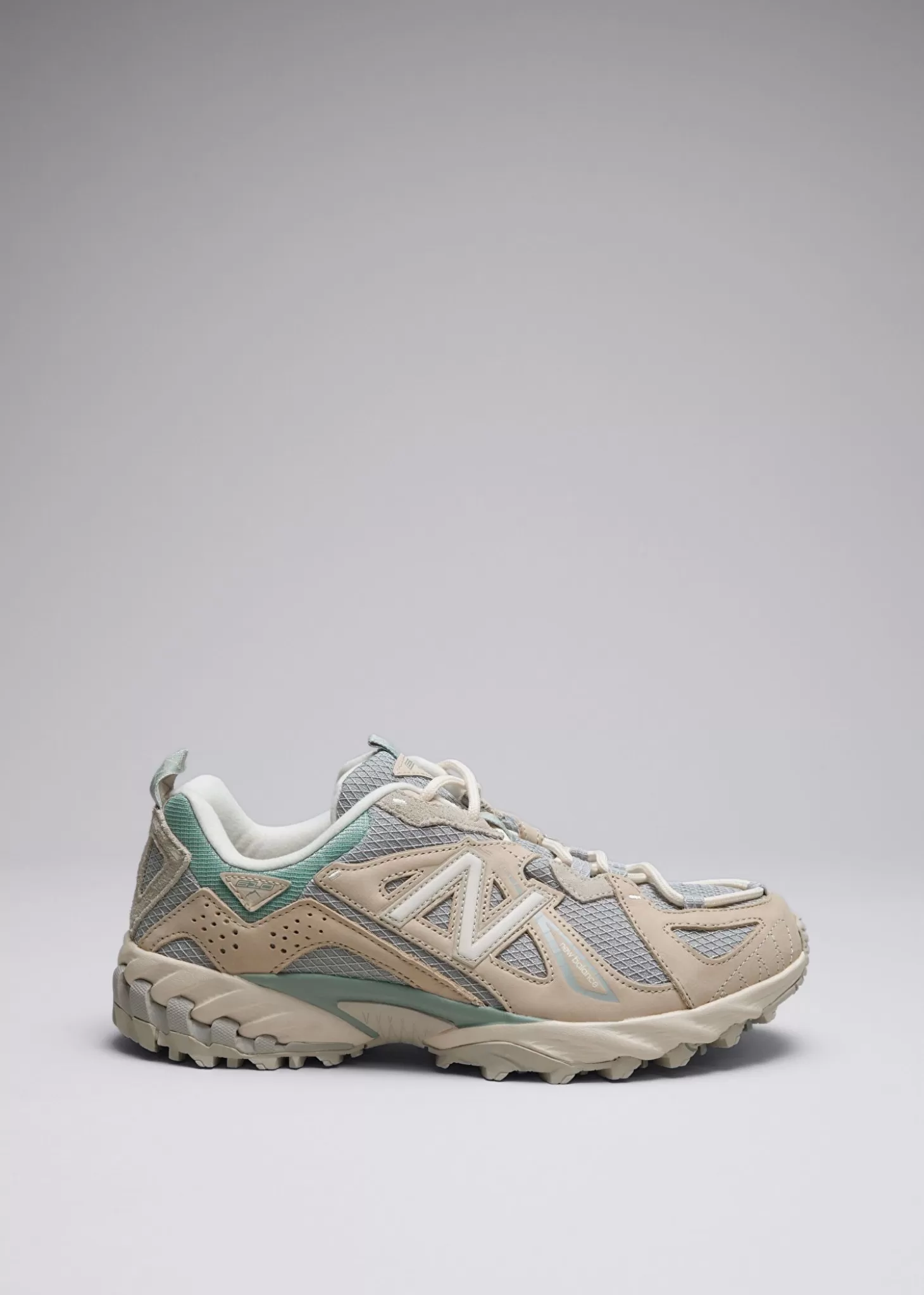 Kvinnor & Other Stories Sneakers | New Balance 610 Sneakers